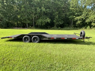 Car hauler trailer with winch for rent in McCalla Alabama - Vehicle transport with drive-over fenders